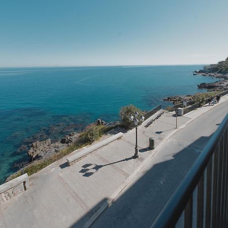 Tra La Rocca E Il Mare Di Cefalu Luaran gambar